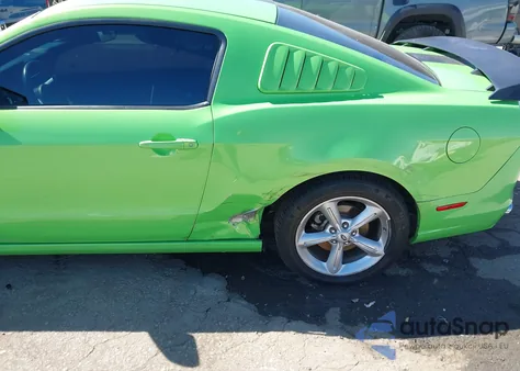 2013 Ford Mustang V6 from USA, damaged, VIN 1ZVBP8AM3D5262542